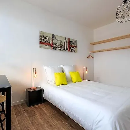 A - New York Hotel