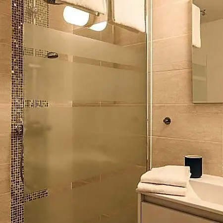A - New York 3* Clermont-Ferrand